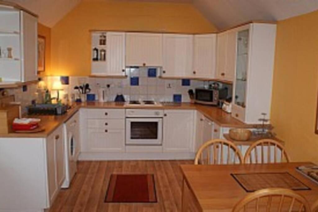 Harleyburn Cottages - Stables And Saddlery 멜로스 외부 사진